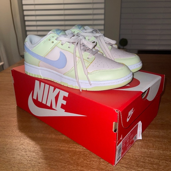 Womens Nike Dunk Low Pastel Soft Pink Lime Ice 7.5